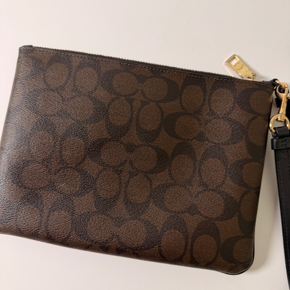 Coach Signature Canvas Wristlet Brown Black Monogram Zip Clutch - Picture 6 of 9